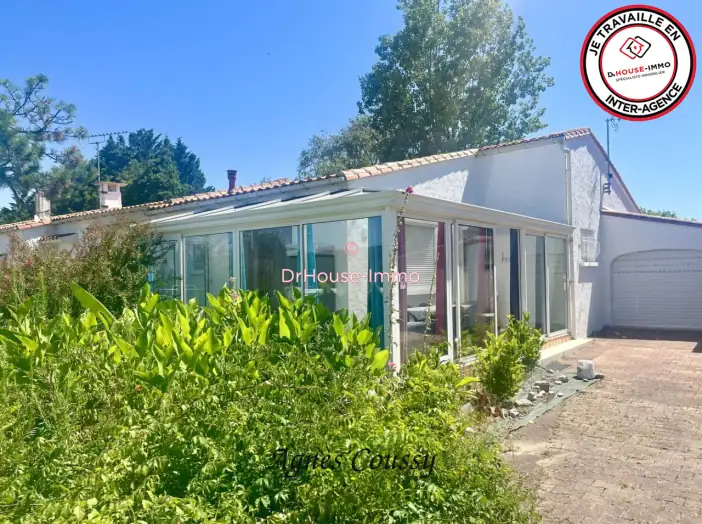 Maison 3 pièces de 79 m² - Barzan (17120)