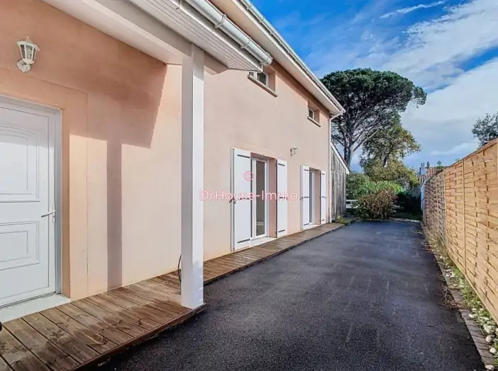 Maison 6 pièces de 155 m² - Gujan-Mestras (33470)