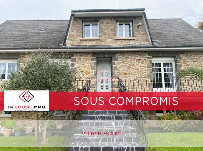 Maison 6 pièces de 111 m² - Quettetot (50260)