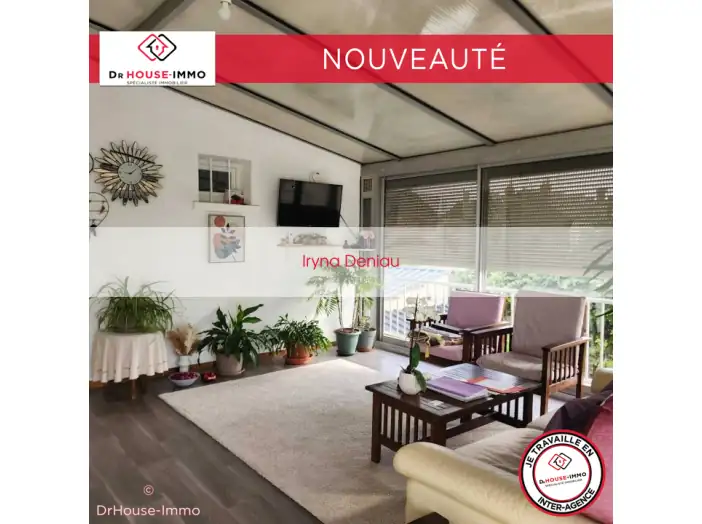 Immeuble 10 pièces de 210 m² - Châteauroux (36000)