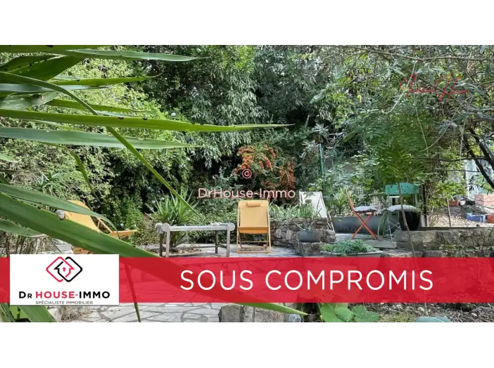 Maison 4 pièces de 80 m² - Nîmes (30900)