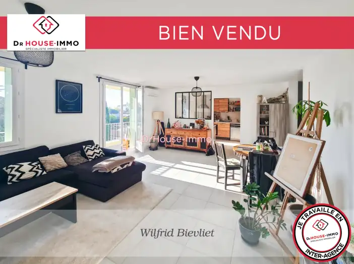 Appartement 3 pièces de 74 m² - Manosque (04100)