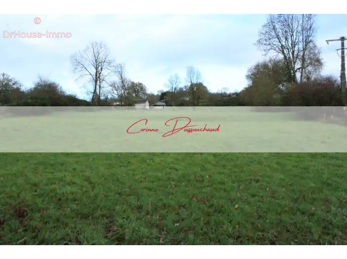 Terrain de 4 047 m² - Chabanais (16150)