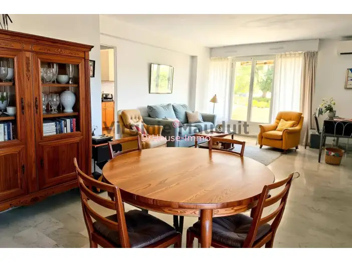 Appartement 4 pièces de 85 m² - Marseille (13012)