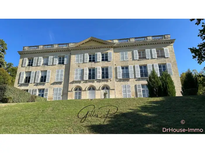 Appartement 3 pièces de 84 m² - Limay (78520)