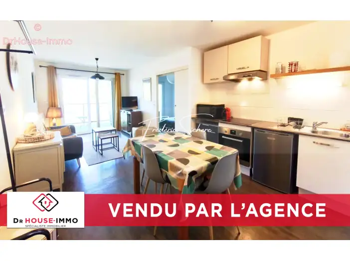 Appartement 2 pièces de 38 m² - La Rochelle (17000)