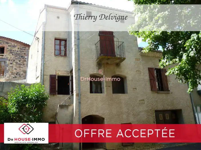 Maison 4 pièces de 81 m² - Boudes (63340)