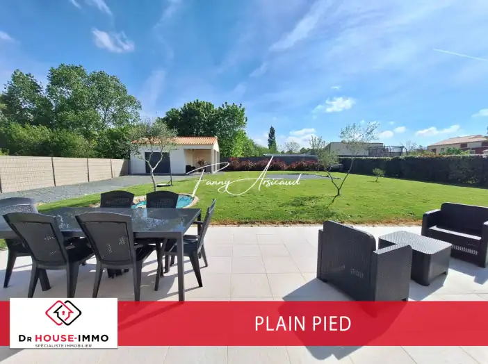 Maison 7 pièces de 114 m² - Velluire (85770)