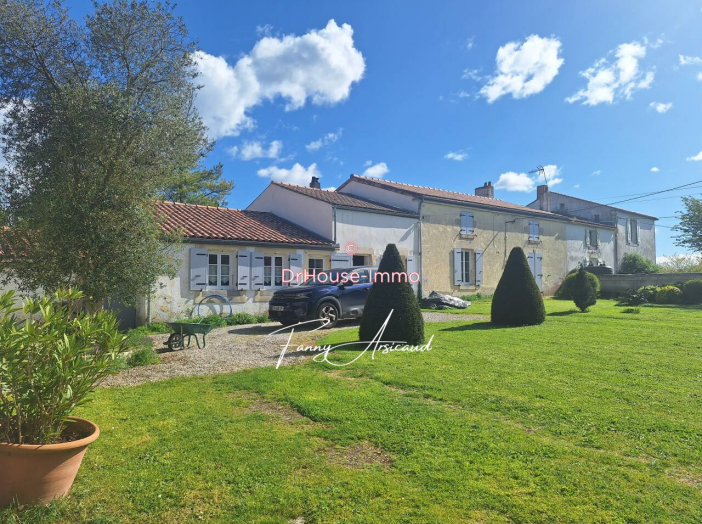 Château de 215m² - 10 pièces