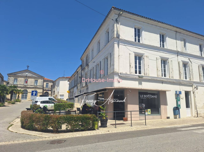 Immeuble de 220m² - 7 pièces