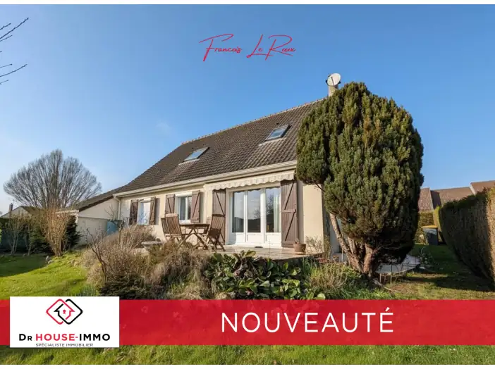 Maison 7 pièces de 138 m² - Aincourt (95510)