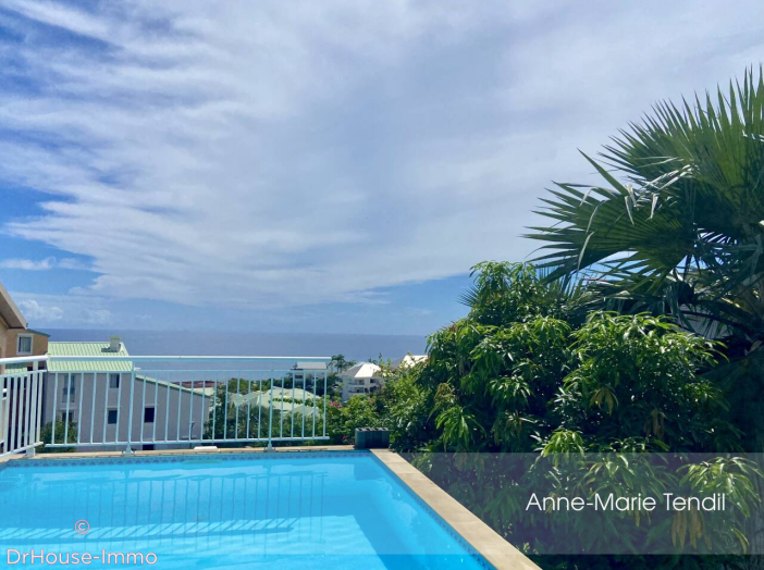 Maison de 210m² - 9 pièces