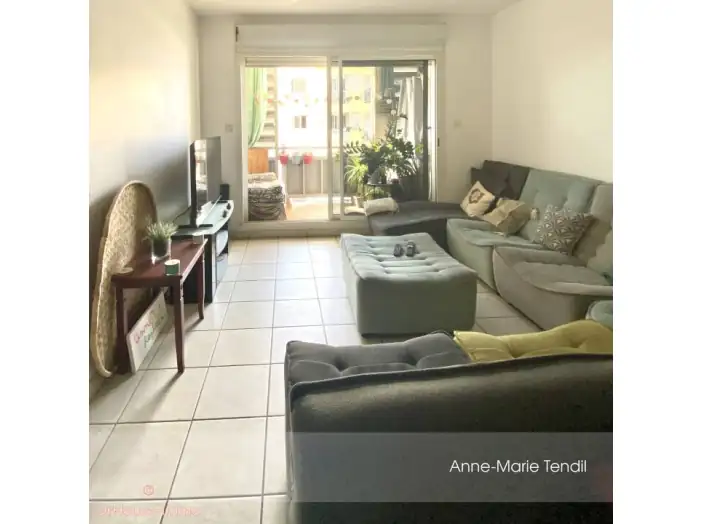 Appartement 3 pièces de 72 m² - Saint-Denis (97400)