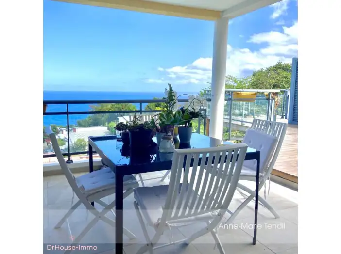 Maison 7 pièces de 160 m² - Possession (97419)