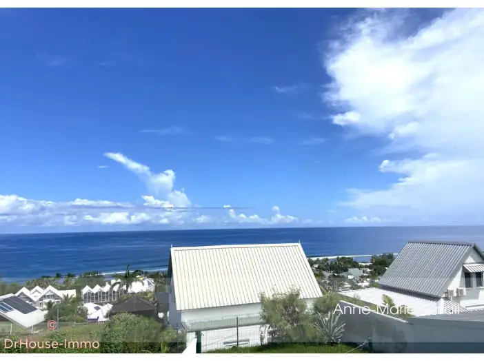 Maison 7 pièces de 170 m² - Saint gilles les bains (97434)