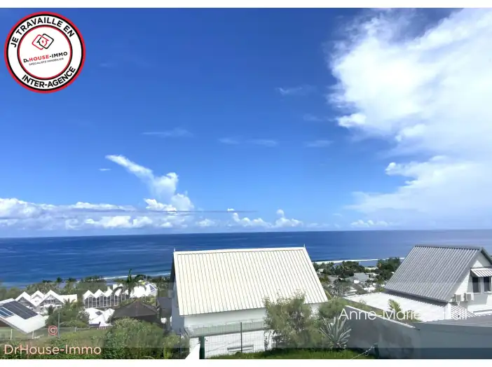 Maison 7 pièces de 170 m² - Saint gilles les bains (97434)