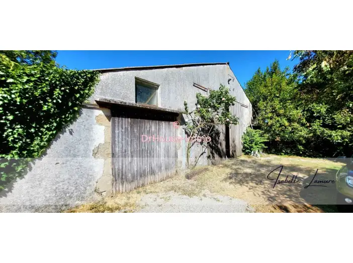 Maison 7 pièces de 218 m² - Aubigny (85430)