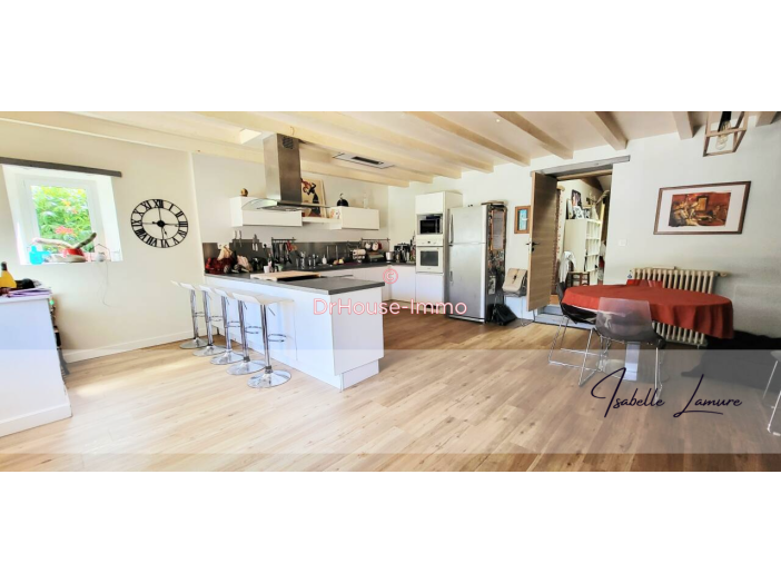 Maison de 218m² - 7 pièces
