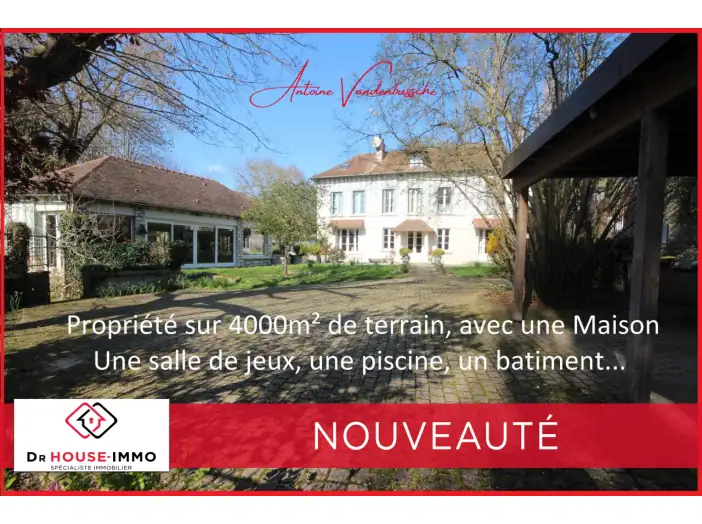 Maison 10 pièces de 258 m² - Vernon (27200)