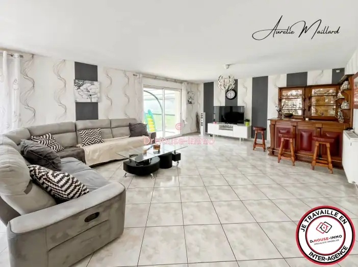 Maison 6 pièces de 168 m² - Tournay-sur-Odon (14310)