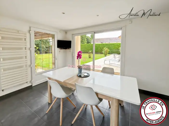 Maison 7 pièces de 194 m² - Bretteville-sur-Laize (14680)