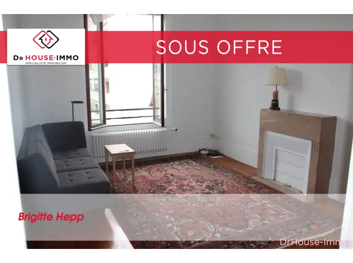 Appartement 2 pièces de 53 m² - Chambéry (73000)