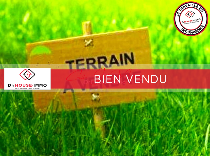Terrain de 685m²