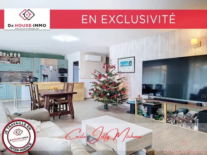 Maison 4 pièces de 105 m² - Laruscade (33620)