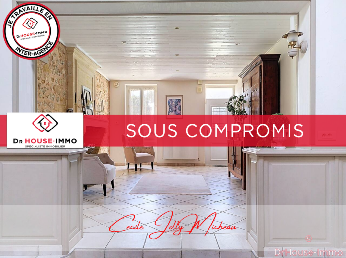 Maison 8 pièces de 280 m² - Cars (33390)