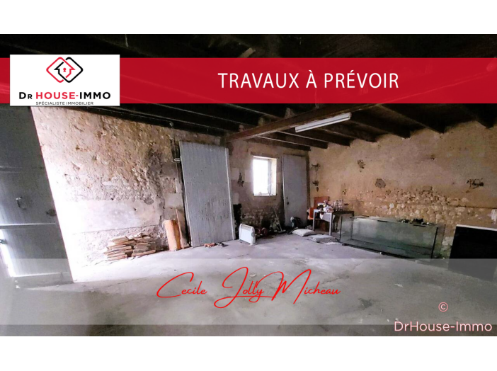 Maison 4 pièces de 237 m² - Mirambeau (17150)
