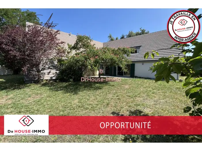 Maison 6 pièces de 230 m² - Olivet (45160)