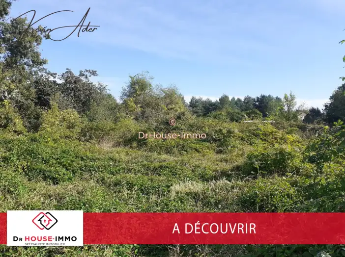 Terrain de 3 135 m² - Olivet (45160)