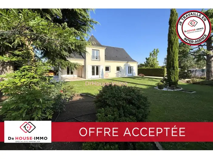 Maison 6 pièces de 245 m² - Olivet (45160)