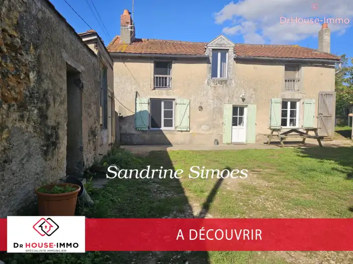 Maison 4 pièces de 130 m² - Lussac-les-Châteaux (86320)