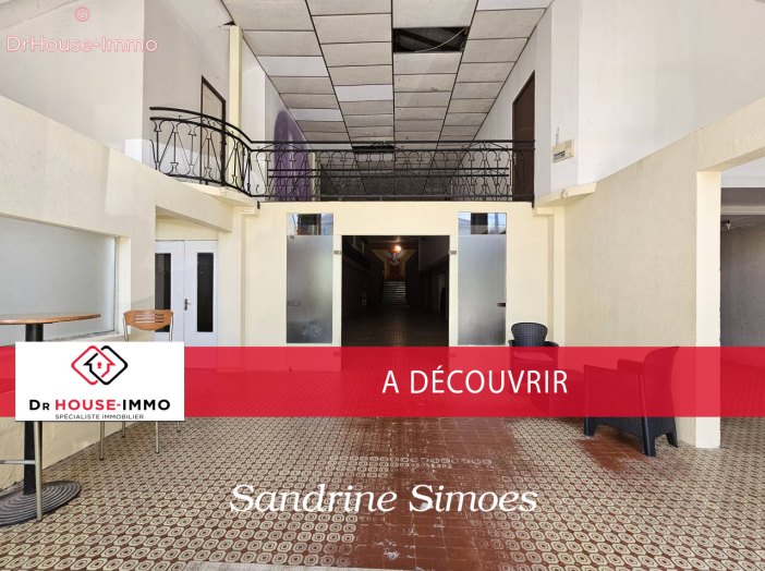 Loft / Atelier de 261m² - 10 pièces