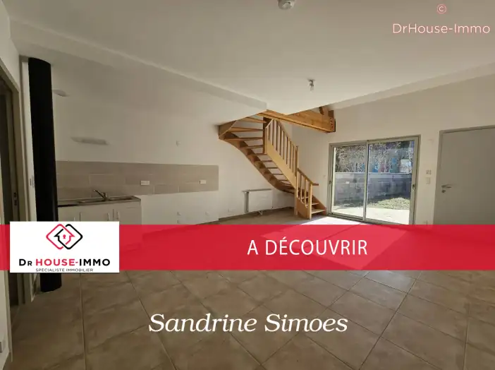 Maison 4 pièces de 95 m² - Coulonges (86290)