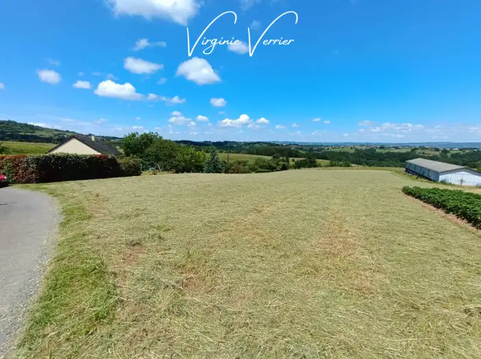 Terrain de 1 200 m² - Objat (19130)