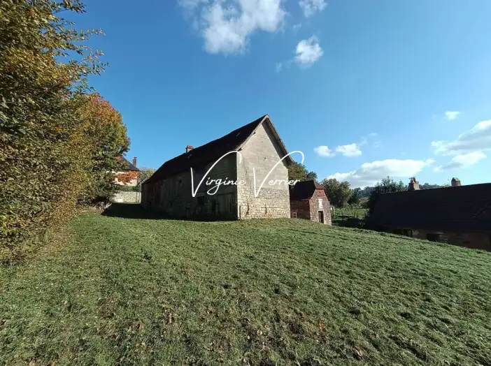 Maison 4 pièces de 200 m² - Ayen (19310)