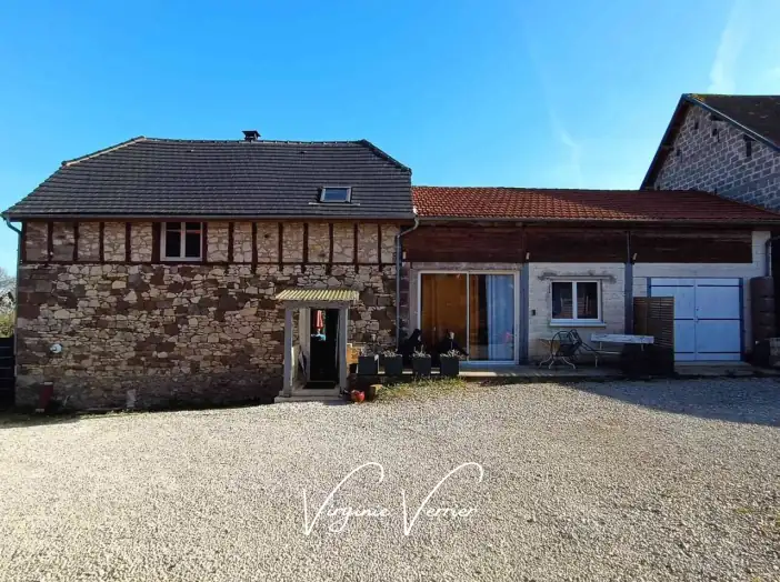 Maison 7 pièces de 155 m² - Cublac (19520)