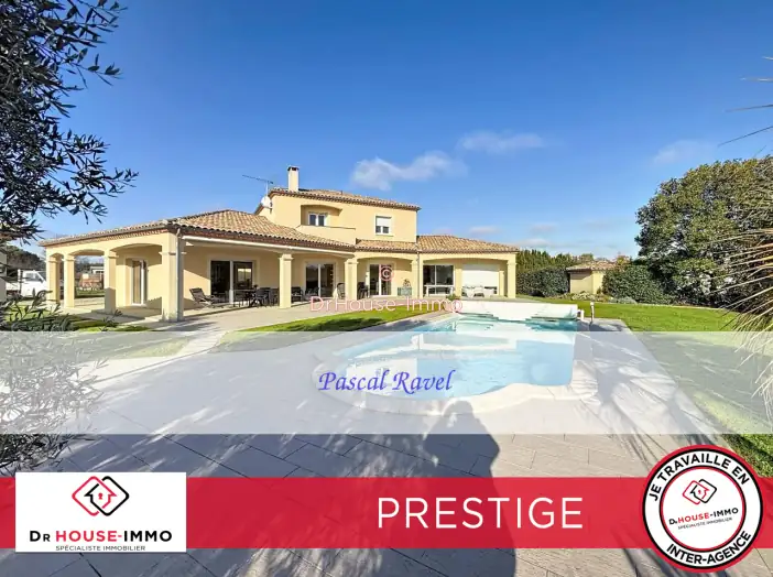 Maison 10 pièces de 220 m² - Calonges (47430)