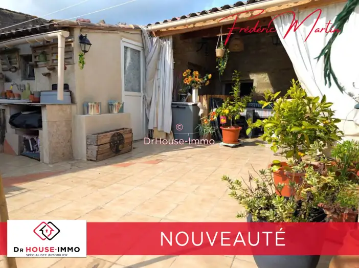 Commerce 10 pièces de 210 m² - Uzès (30700)