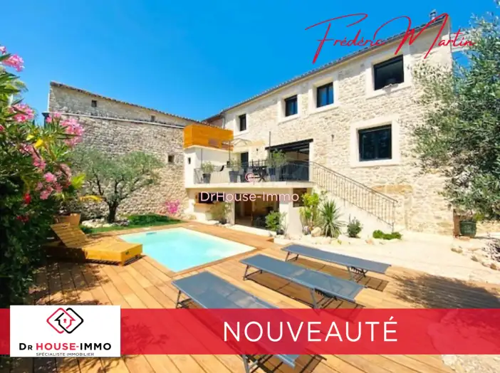 Maison 5 pièces de 120 m² - Uzès (30700)